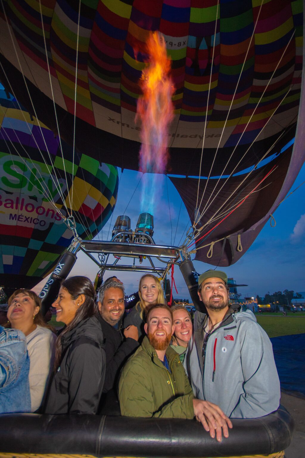 BeSeeingTheWorldYo: Soaring high in a hot air balloon over Mexico with unforgettable views!